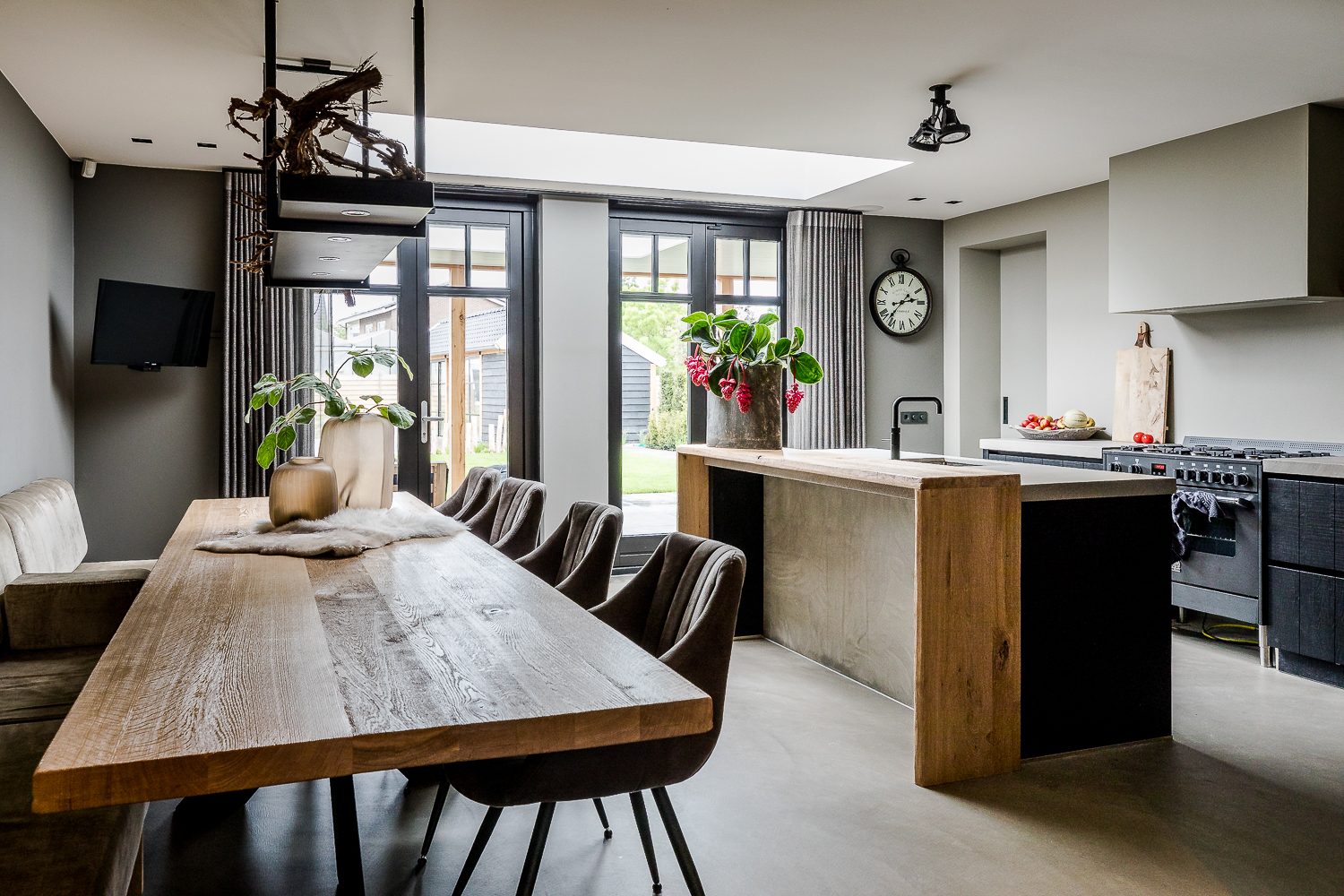 Stoer en luxueus interieur - LIV design Stoer en luxueus interieur - LIV design